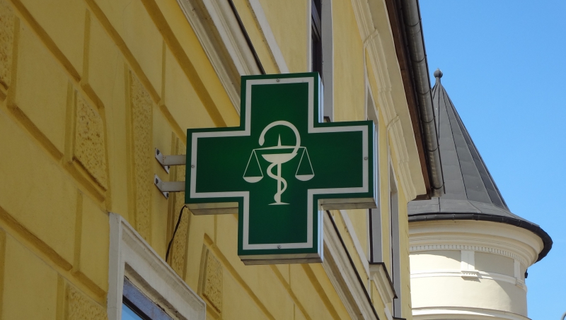 pharmacie-OPIO-min_logo-pharmacy-3215049